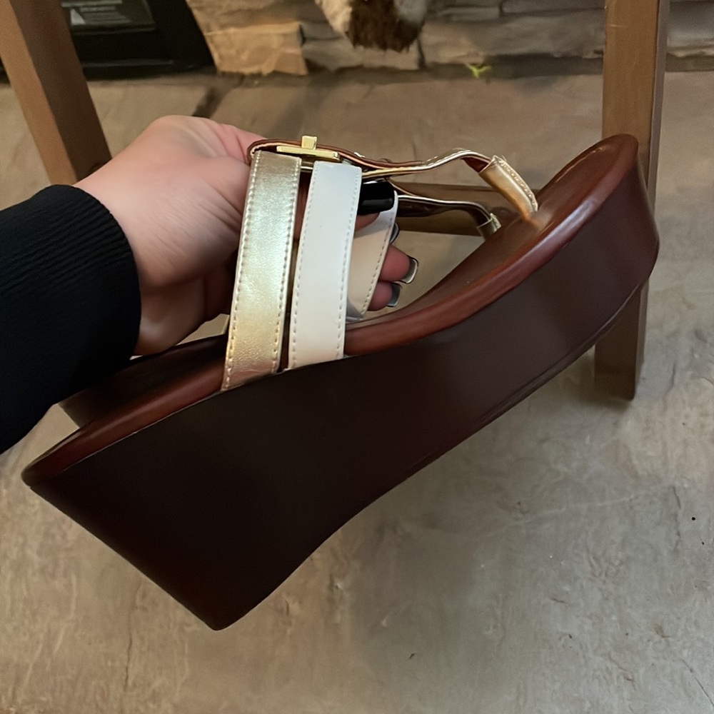 Tommy Hilfiger Brown, White and Gold Wedge Sandals - Picture 7 of 14